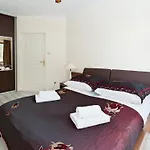 - Czajki, Sun & Snow Apartment *