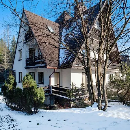 - Czajki, Sun & Snow Apartment *