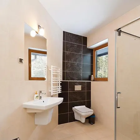 - Czajki, Sun & Snow Apartment Koscielisko
